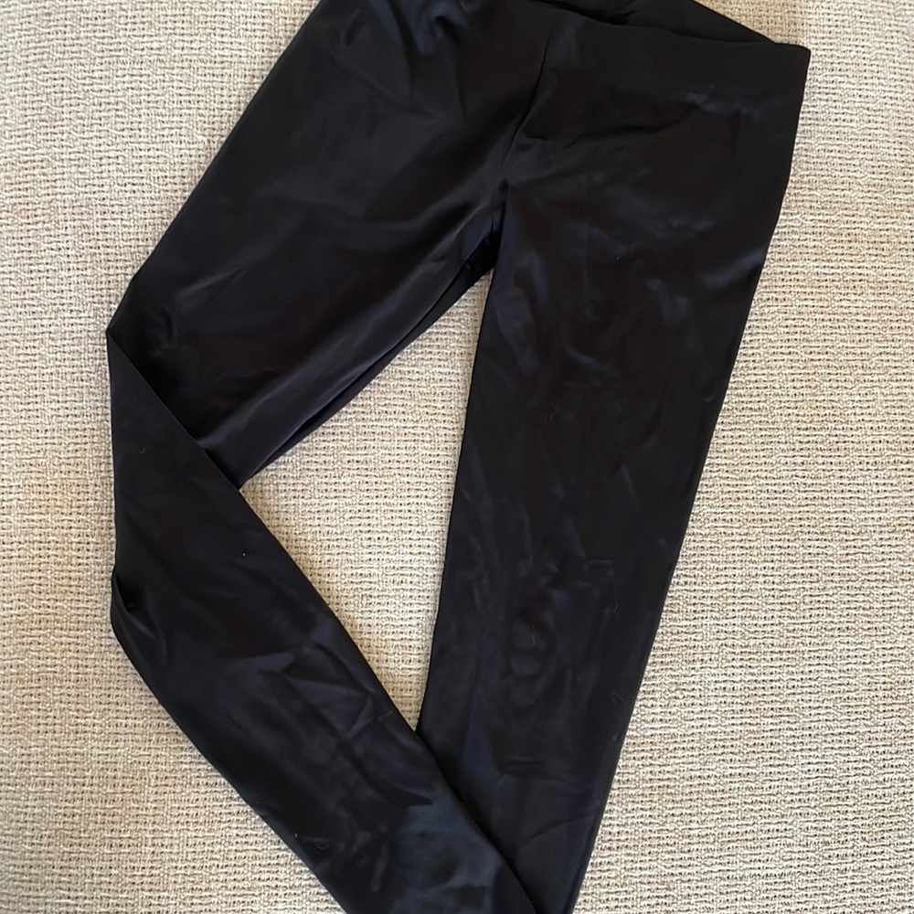 Black leggings